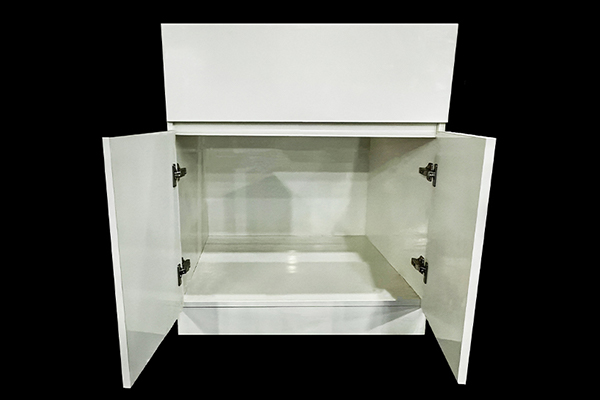 Space Works outdoor kitchen cabinet inside design