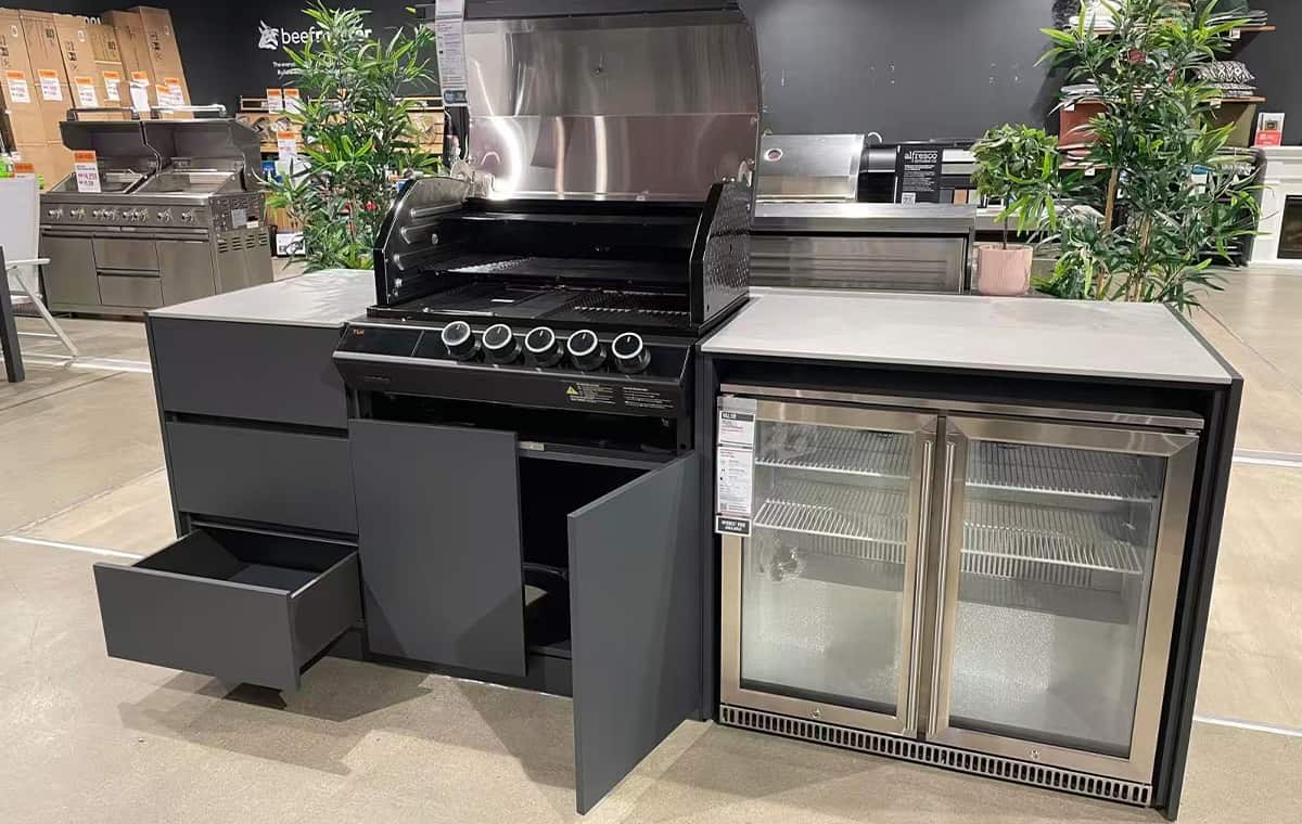 Outdoor Kitchen Modular Cabinet With Barbeques Galore's Grill